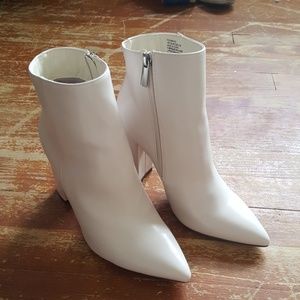 justfab rosamund block heel bootie